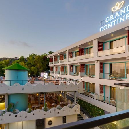 Grand Continent Morjim Hotel Exterior photo